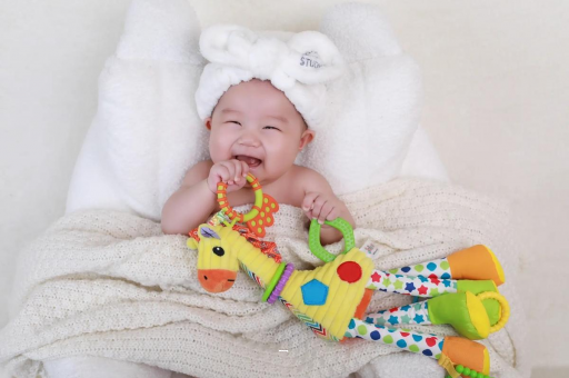 仁寿宝宝为什么会吐奶 仁寿宝宝为什么会吐奶